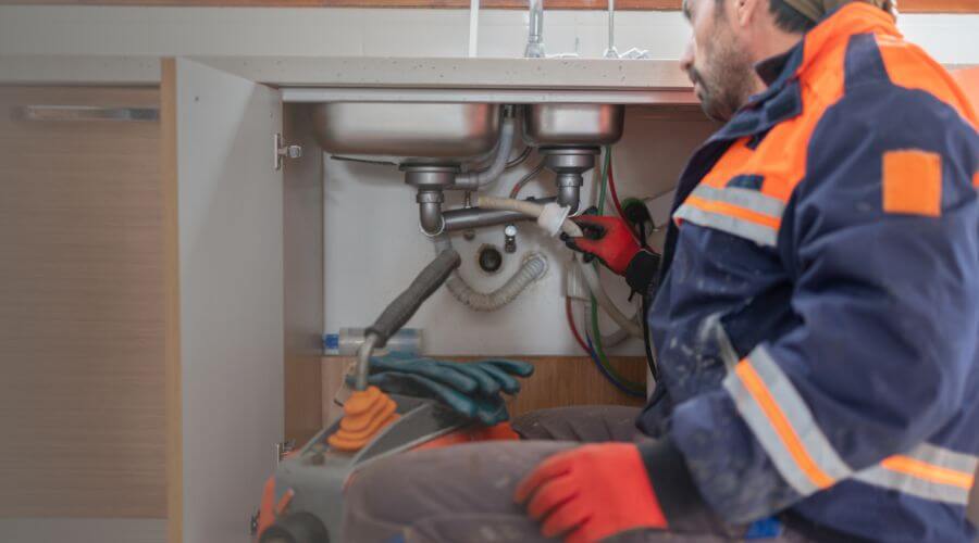 Professional slab leak plumber services in Alleyton, TX
